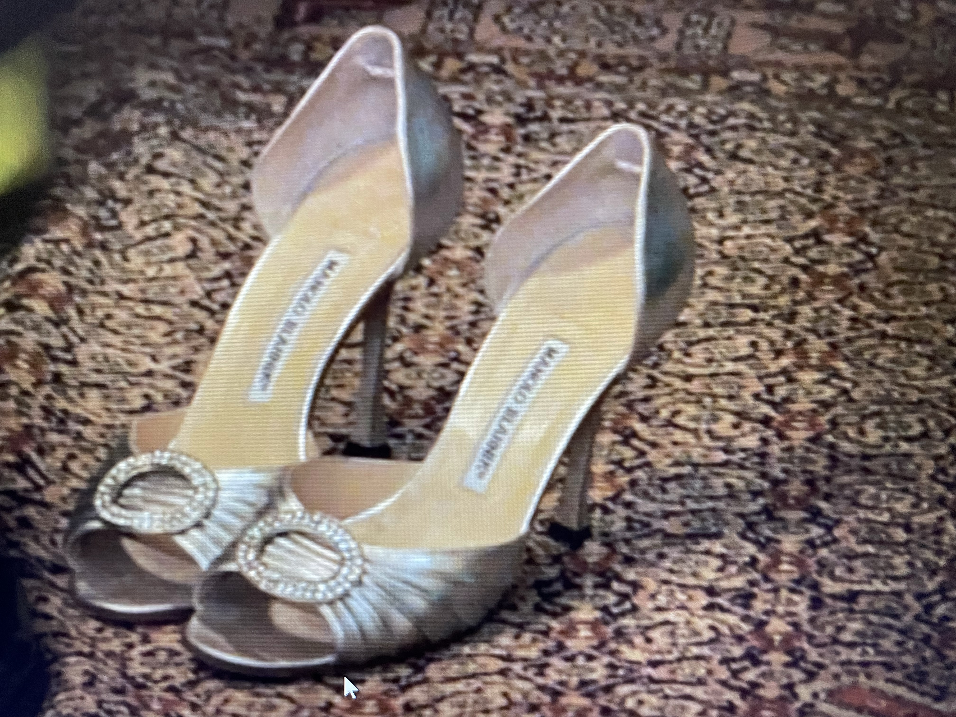 Season 6A, Episode 9 A Womans Right to Shoes